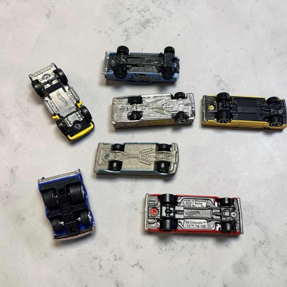 Lot of 7 Chevy Diecast Cars Hot Wheels 1957 Bel Air 64 Chevelle 68 Nova Mint